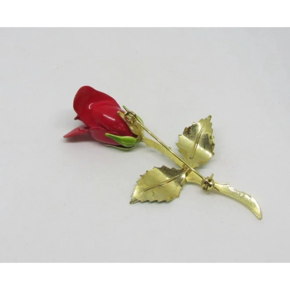 Vintage Red Rose Enameled Brooch With Green Leaves On Gold Tone Stem 3 in
